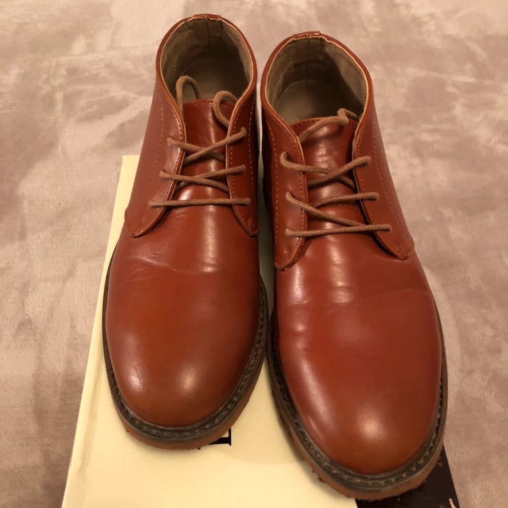 EUC Deer Stags Ballard Chukka Boot